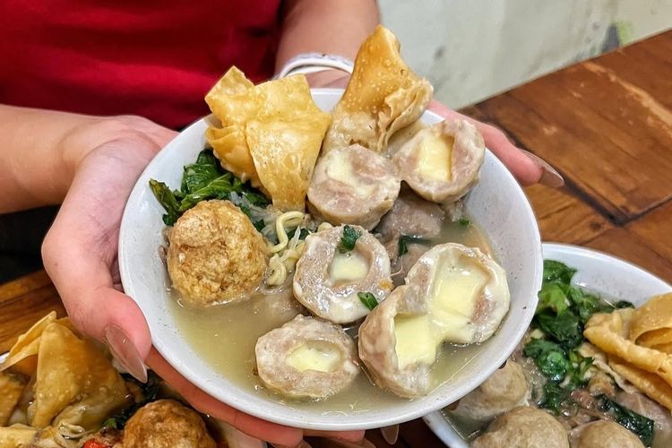 5 Bakso Keju Enak di Jakarta: Rasa Lumer dan Creamy yang Menggugah Selera