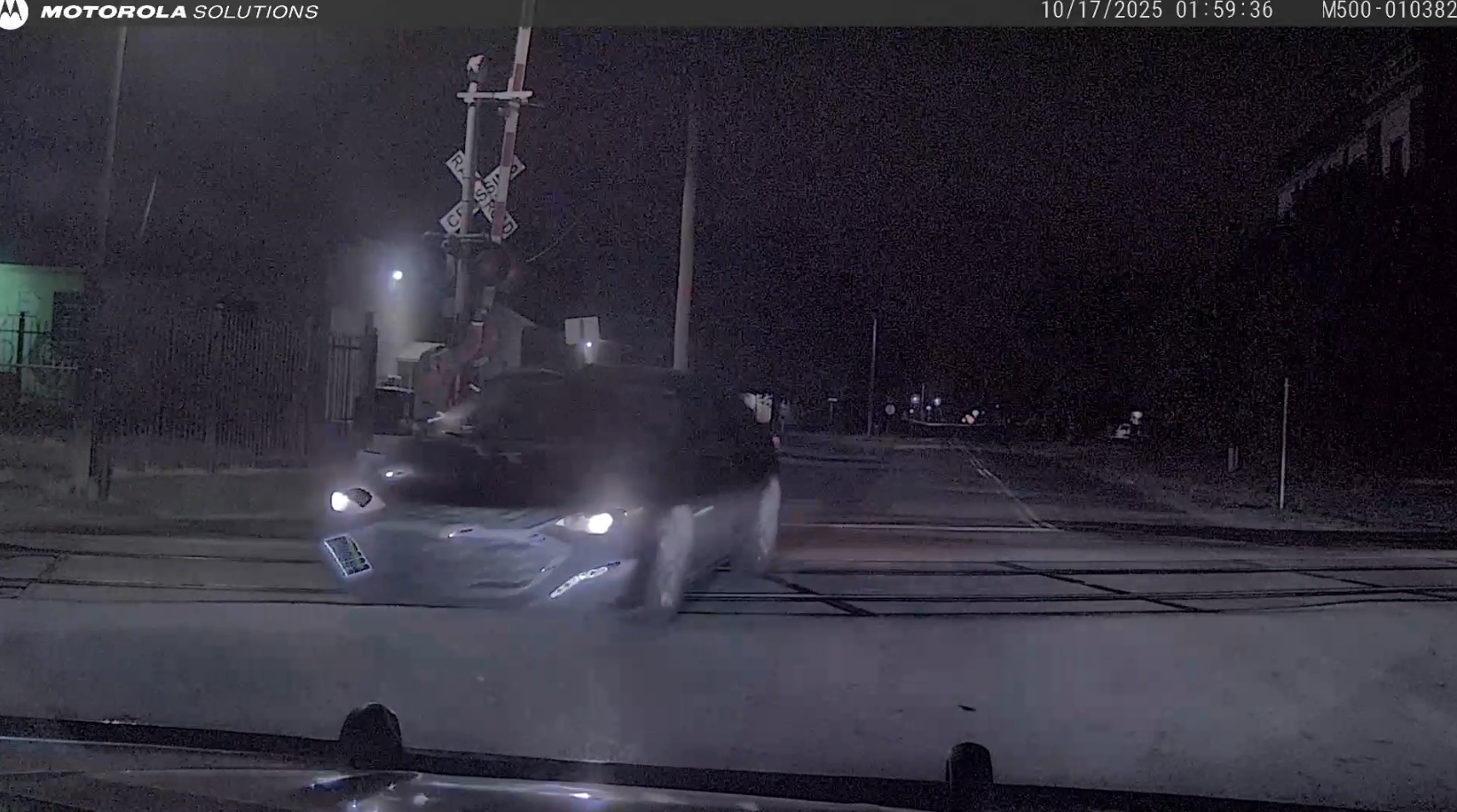 Video shows suspect vehicle after El Reno officer critically injured ...