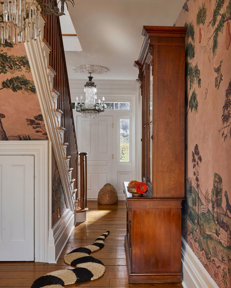 Maximalist decor is back—here’s how to not let it intimidate you