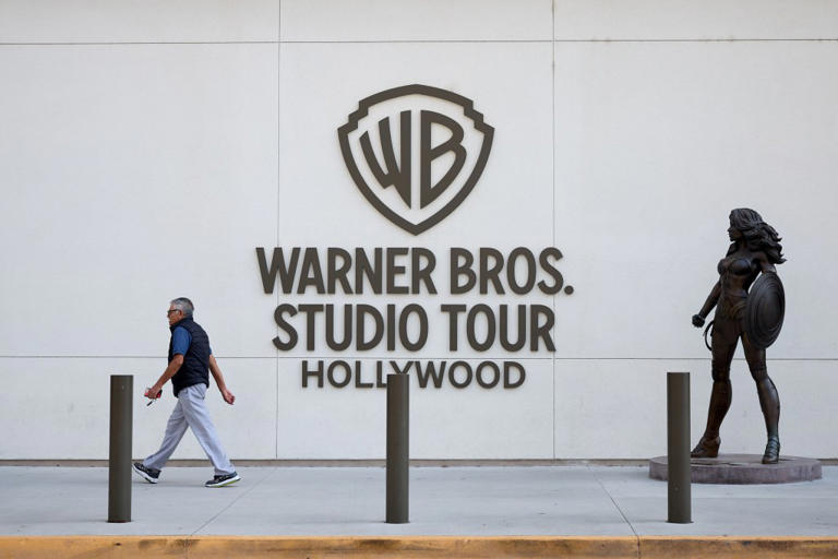 The real reason Paramount’s David Ellison may finally disclose a bid ...