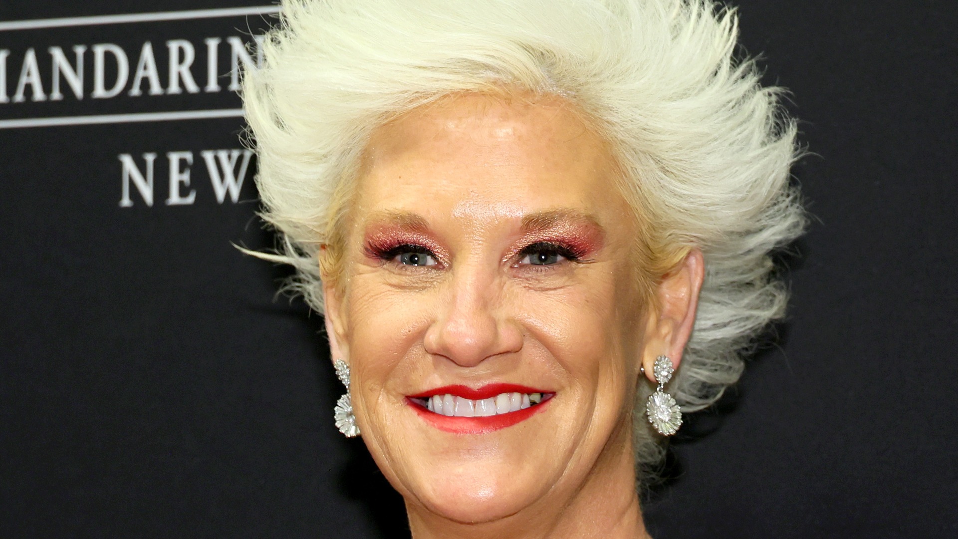 Phil And Anne's Good Time Lounge: Why Anne Burrell's Restaurant Closed