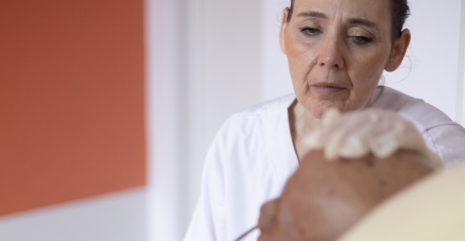Three symptoms that appear 24 hours before death