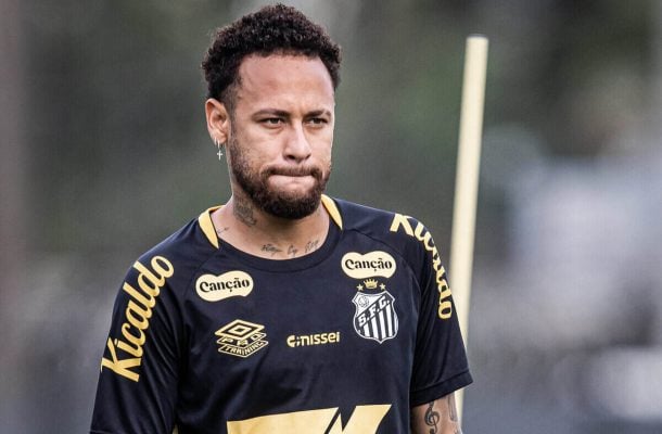 Ex-técnico da Seleção descarta Neymar em alto nível e lamenta: “Não serve como exemplo”