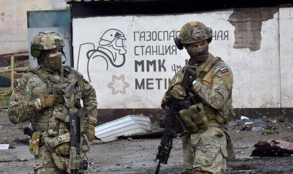 Russian army conscript 'goes on shooting rampage' as Putin's forces on ...