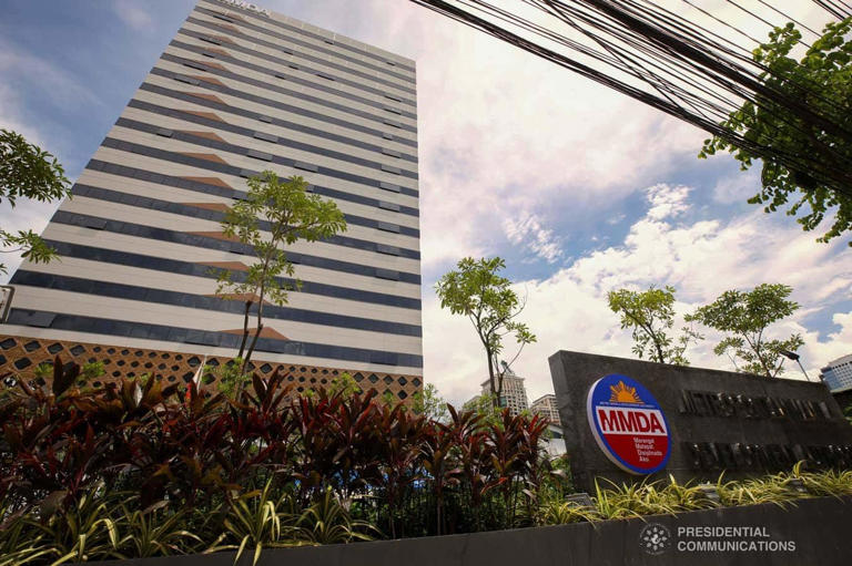 MMDA to roll out free ride single dispatch system during strike