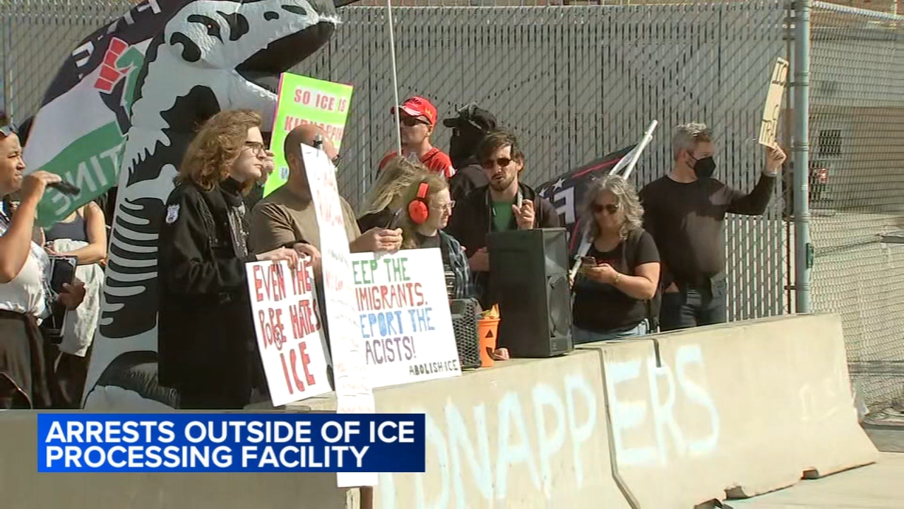 Arrests made as protesters return to Broadview ICE processing facility