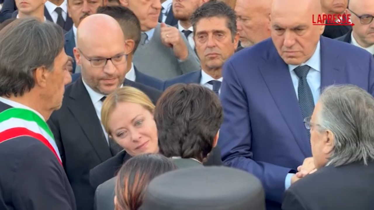 strage-casolare-meloni-e-crosetto-si-stringono-ai-familiari-dei