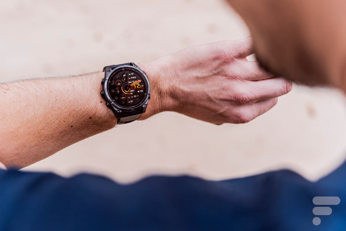 Garmin Fenix 8 Smartwatch - 47mm AMOLED Bis 29 Tage Akku