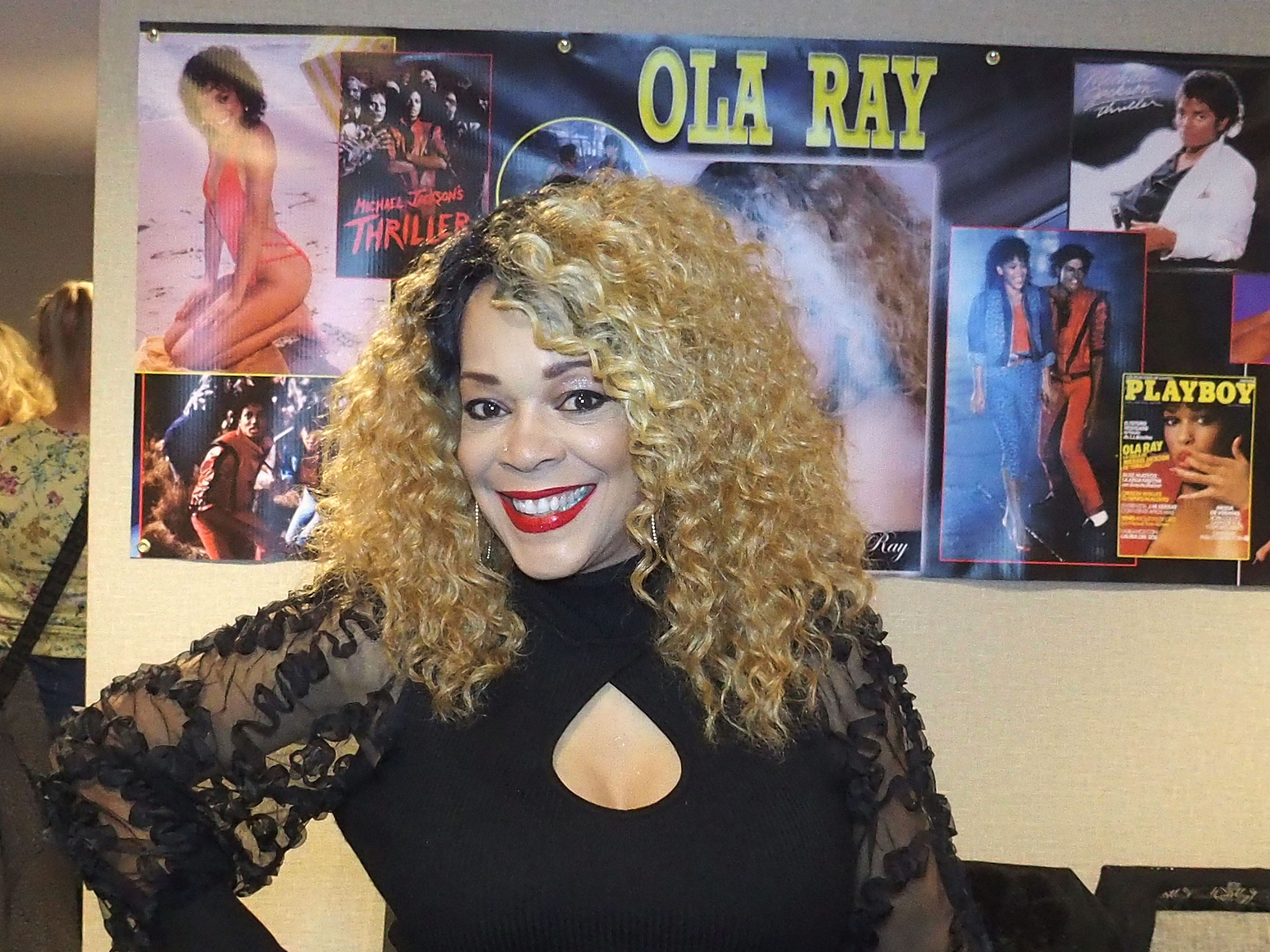 Ola Ray at a convention in 2022
