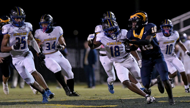 Buckhorn shuts out Mae Jemison to clinch spot in Class 6A playoffs