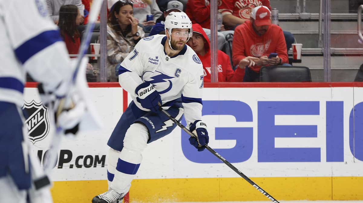 Lightning’s Victor Hedman hopes to return from injury for Stadium Series