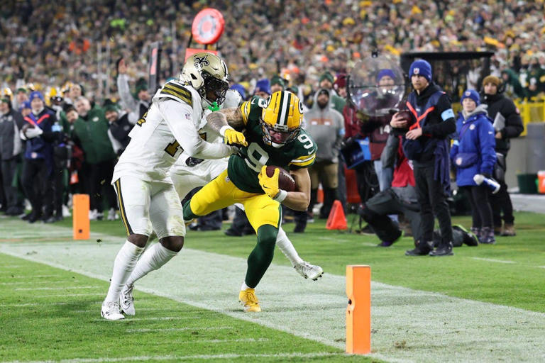 Jordan Love Gets Key Offensive Playmaker Back For Matchup Against Aaron ...