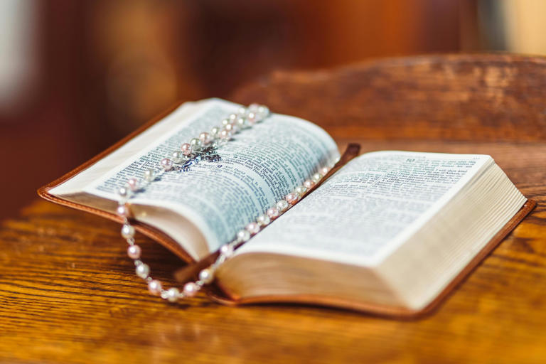 What the Bible Says About Christians Owning Guns and Self Defense