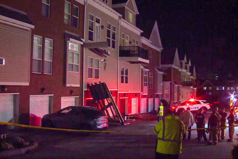 At least 10 injured after balcony collapses at University of Cincinnati