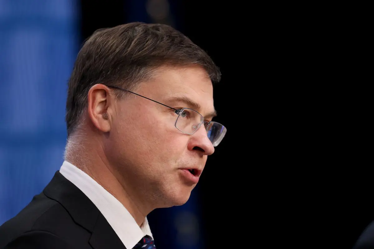 dombrovskis-l-ue-potrebbe-rimuovere-l-italia-dalla-procedura-d