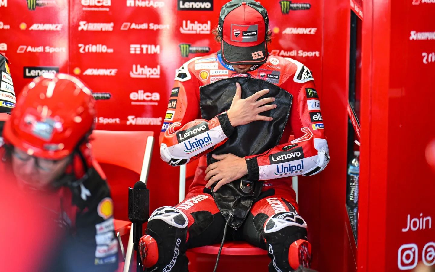 Francesco Bagnaia Tambah Frustrasi di MotoGP Malaysia 2025 karena Marco ...