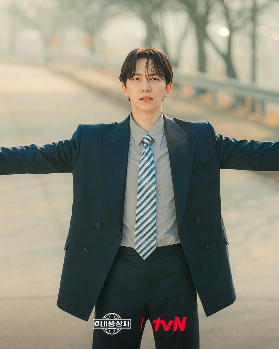 7 Bukti Oh Mi Seon Percaya Kemampuan Kang Tae Poong di Keluarga Typhoon - Info Malang Raya AA1OIpJl - Info Malang Raya