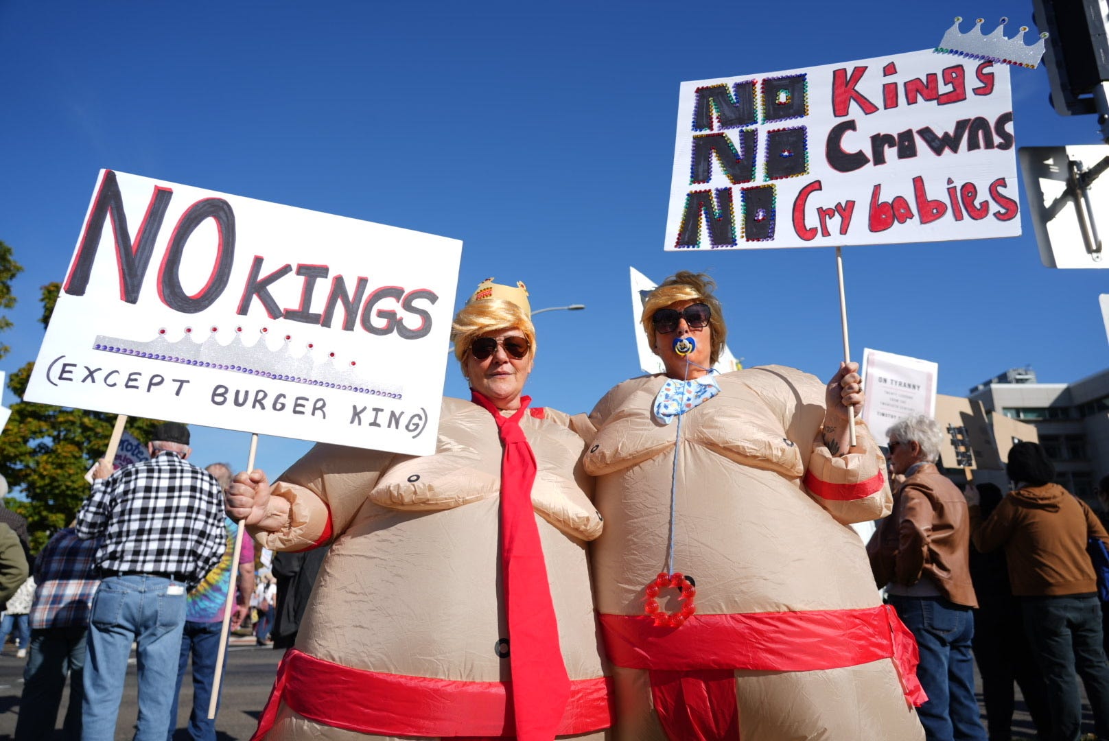 The most poignant, funny and outlandish signs at 'No Kings' protests ...