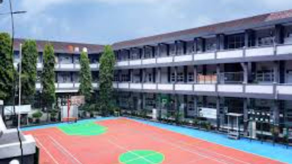 5 Sekolah Menengah Pertama Unggulan di Sukahening dan Kadipaten, Tasikmalaya