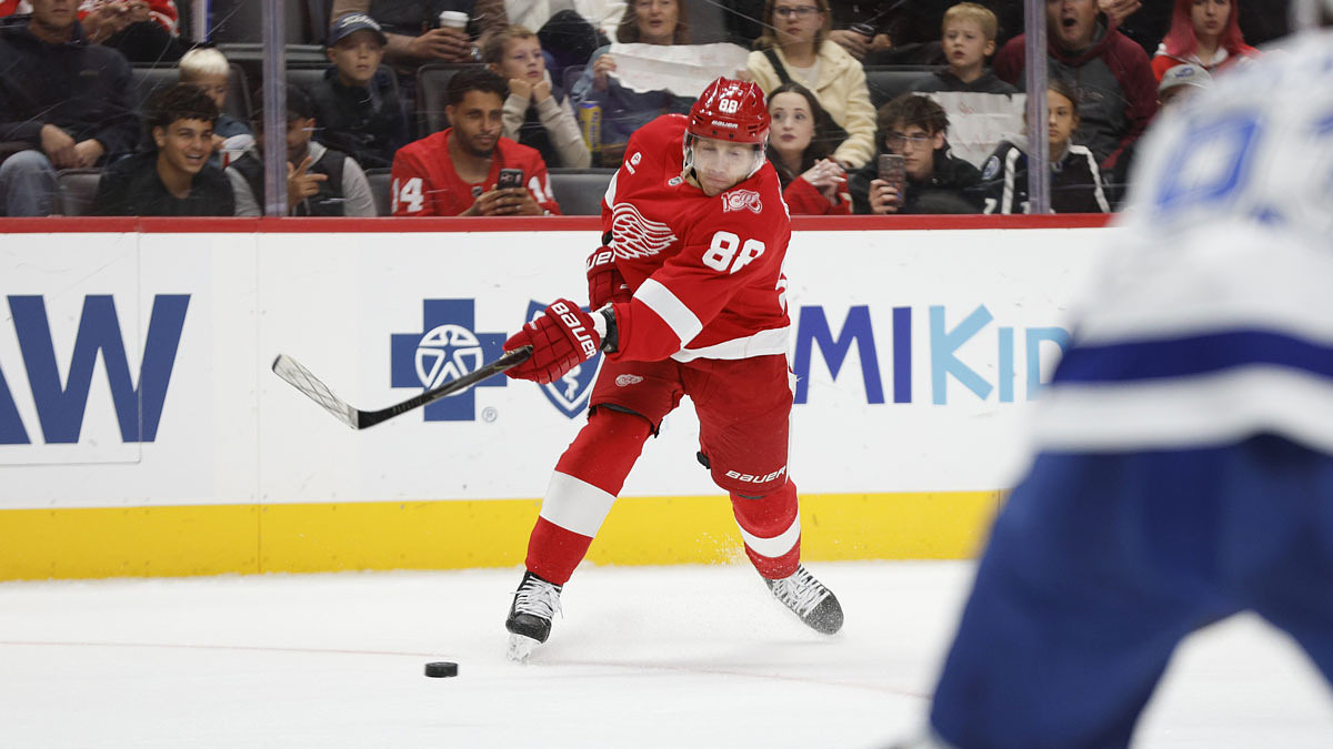 Red Wings Patrick Kane, Lucas Raymond wont play vs. Oilers after injury scare