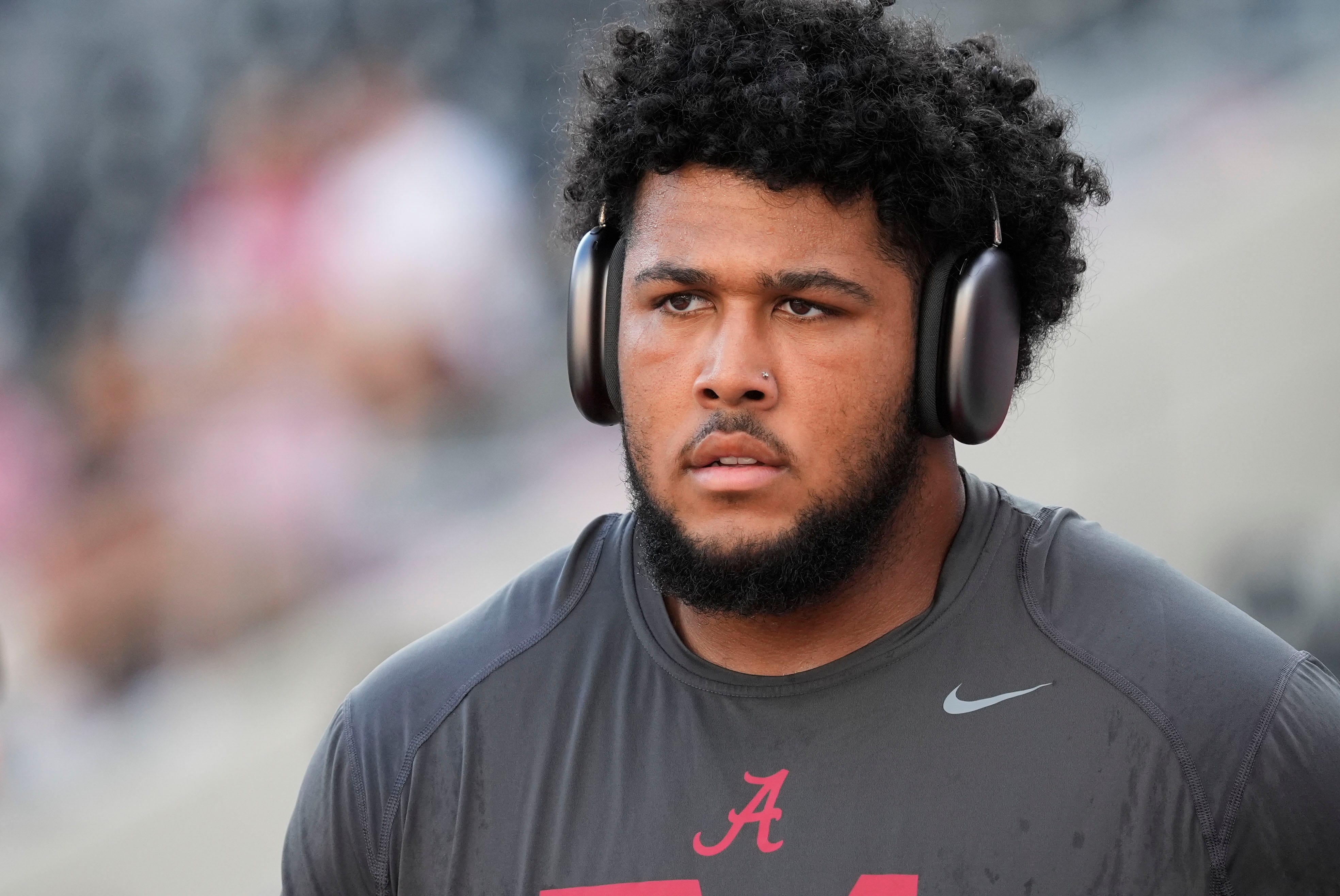Meet Kadyn Proctor, Alabama football's do-it-all athlete with ...