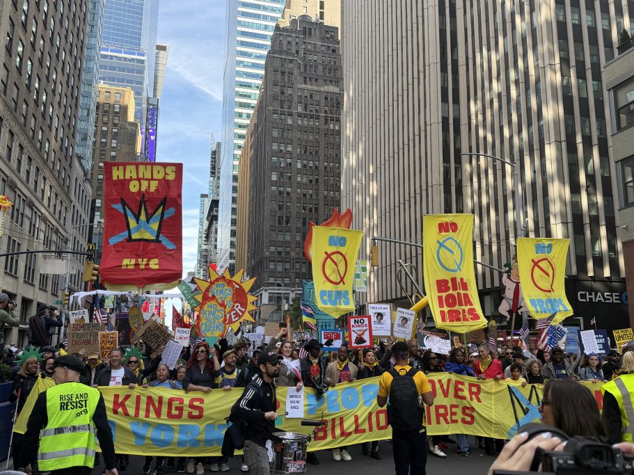 Thousands of New Yorkers flock to Times Square for ‘No Kings’ protest ...