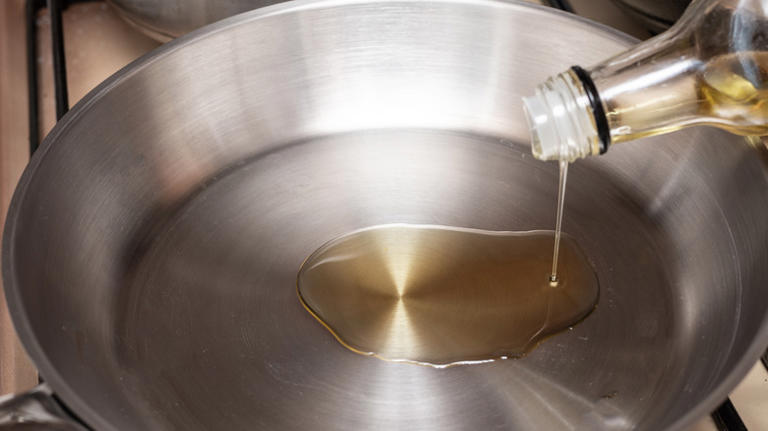 How To Make Stainless Steel Pans Nonstick For Easier Clean Up