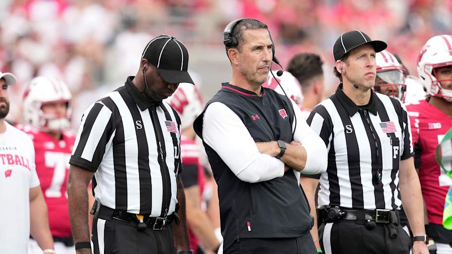 Wisconsin fans are booing Luke Fickell before the Ohio State game even ...