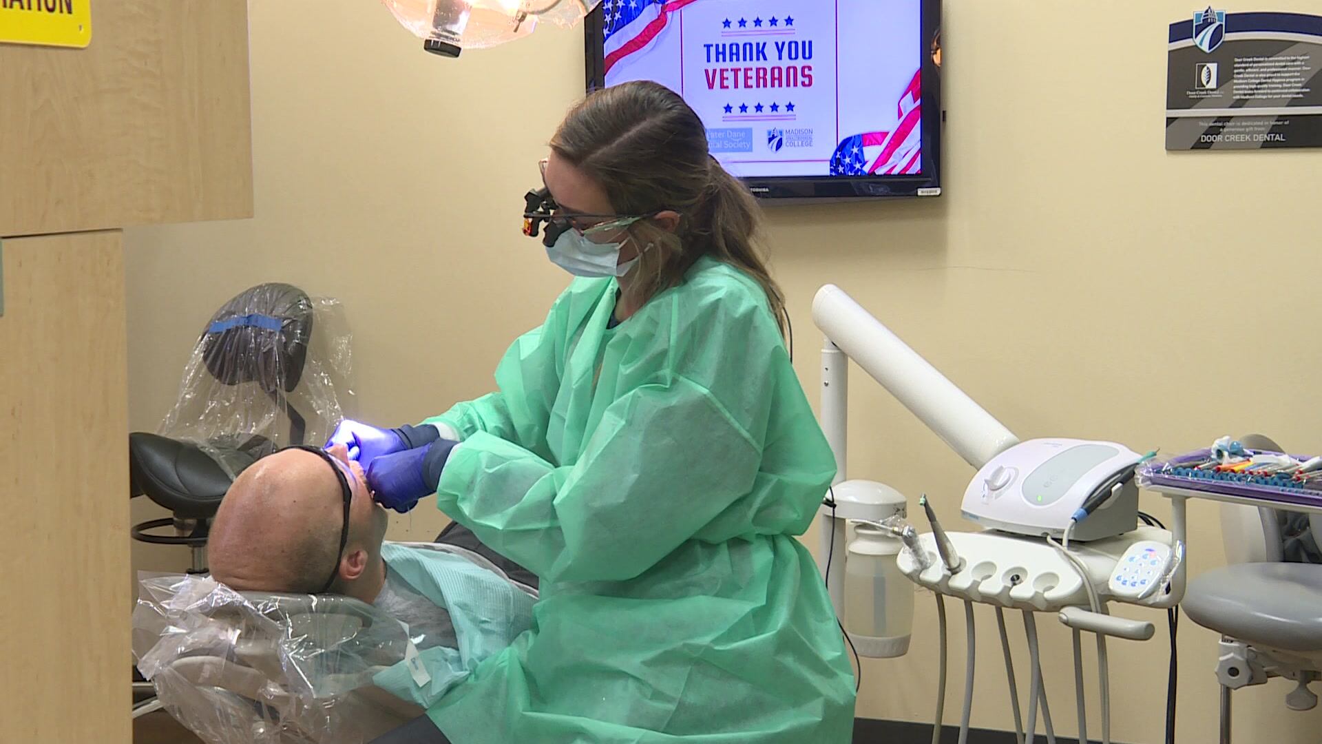 Wisconsin veterans receive free dental care at Madison College event
