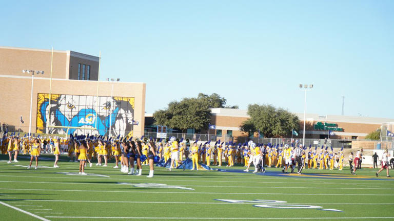 No. 23 ranked Rams football dominates Homecoming matchup vs Midwestern ...