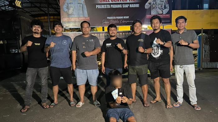 4 Berita Populer Padang: Pencuri Brankas Ditangkap dan Petugas Sita Senjata saat Bubarkan Remaja