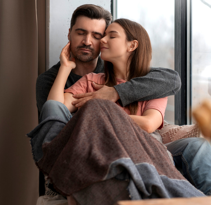 13 People Share the Things They’ve Been Hiding From Their Partners for