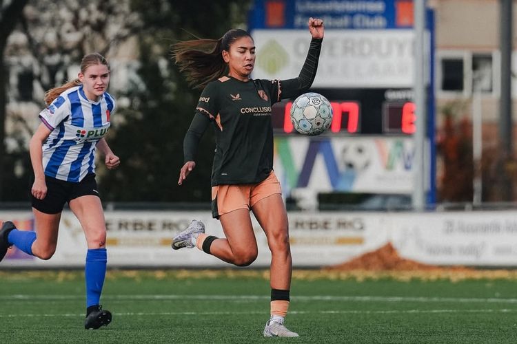 Debut Cemerlang Claudia Scheunemann di FC Utrecht: Cetak Brace Langsung di Piala Liga Belanda