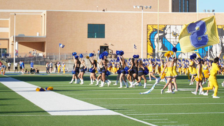 No. 23 ranked Rams football dominates Homecoming matchup vs Midwestern ...