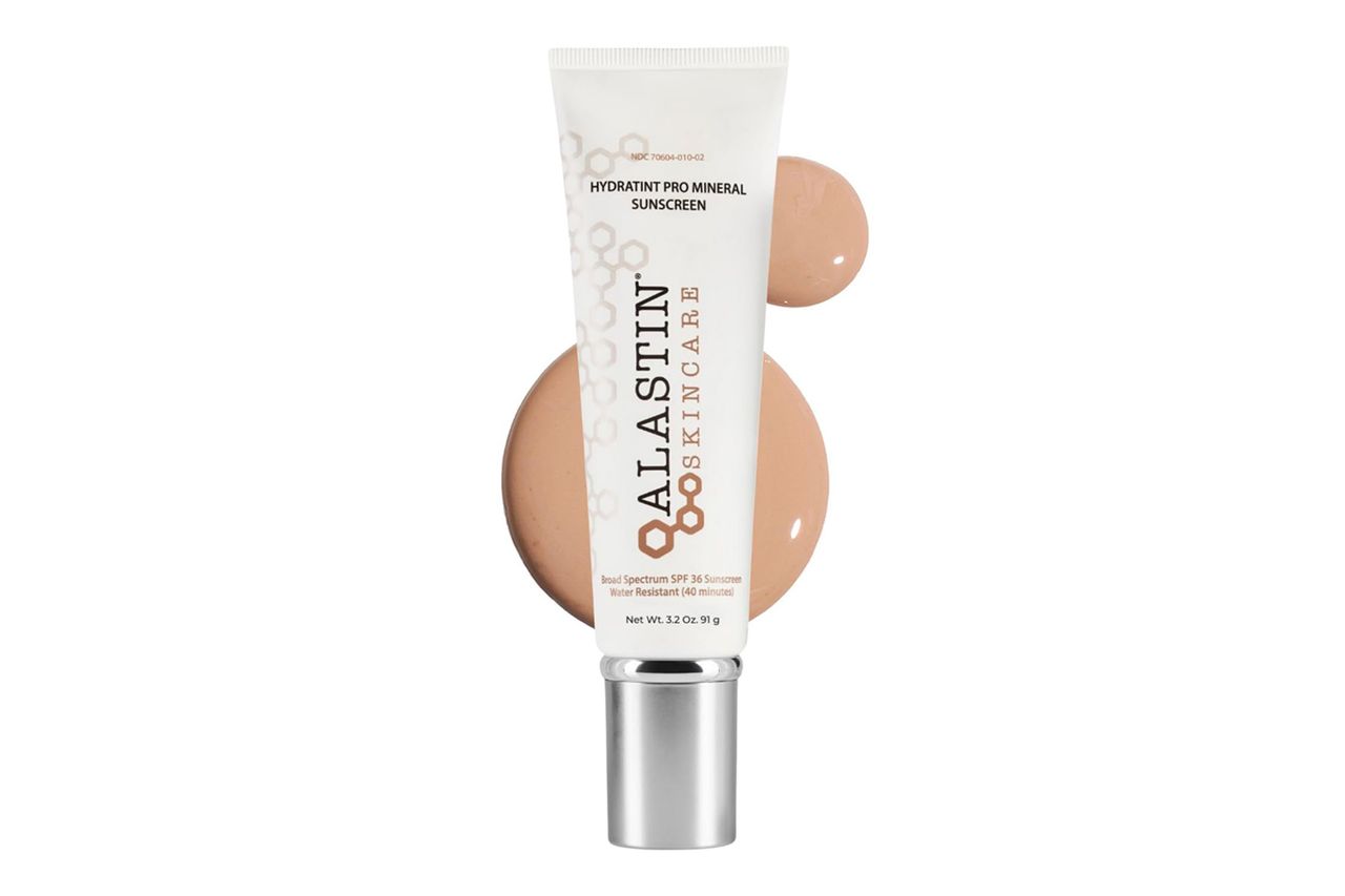 ALASTIN Skincare HydraTint Pro Mineral Sunscreen SPF 36