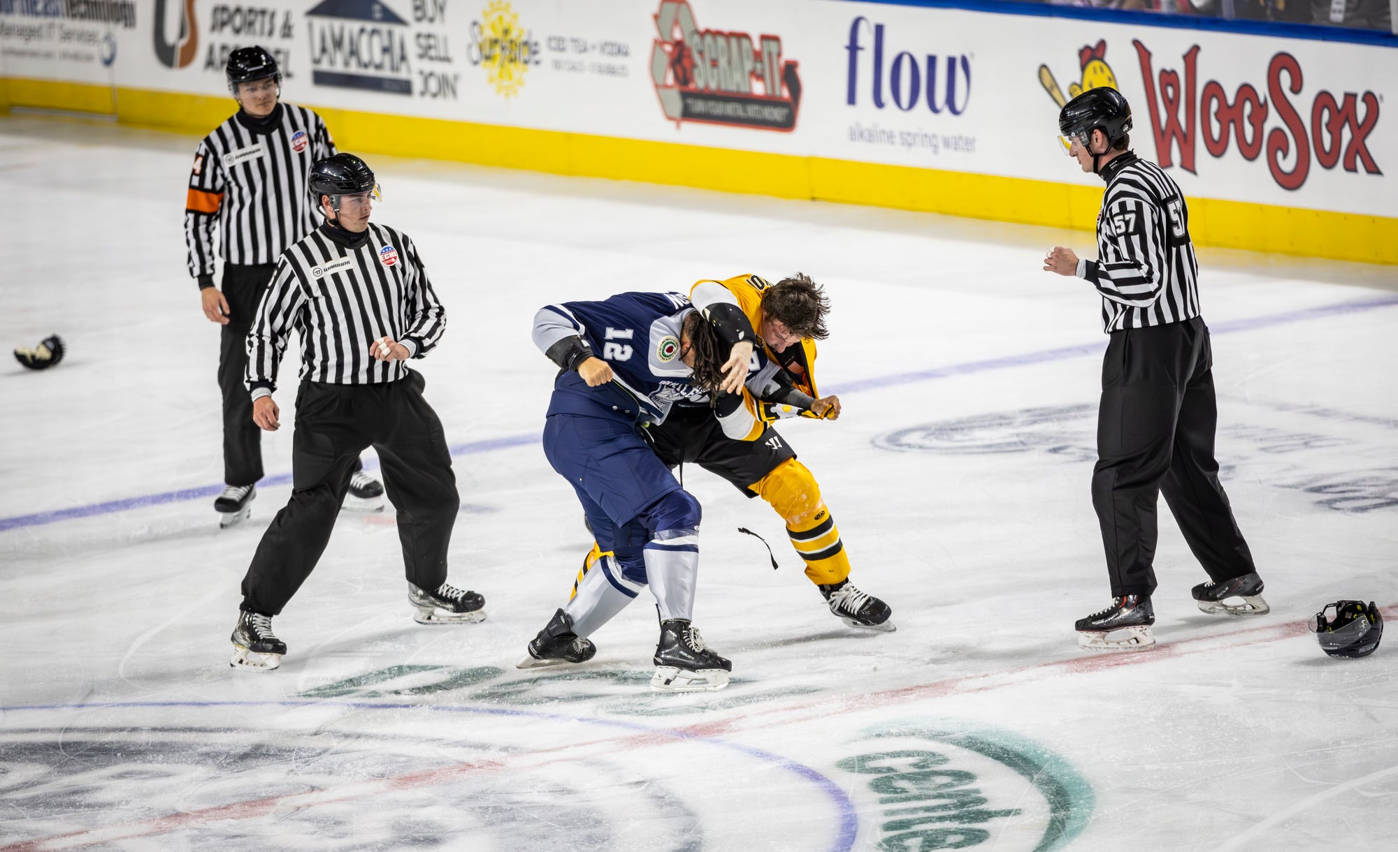 ECHL union delivers strike notice. What does it mean for the Worcester ...