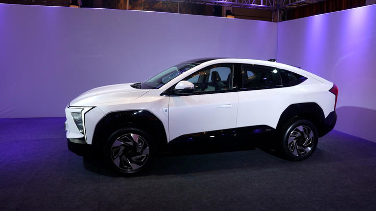 GaadiDrive.com | Exciting Top 5 Premium EVs Car For an Indian Market , Explained here...