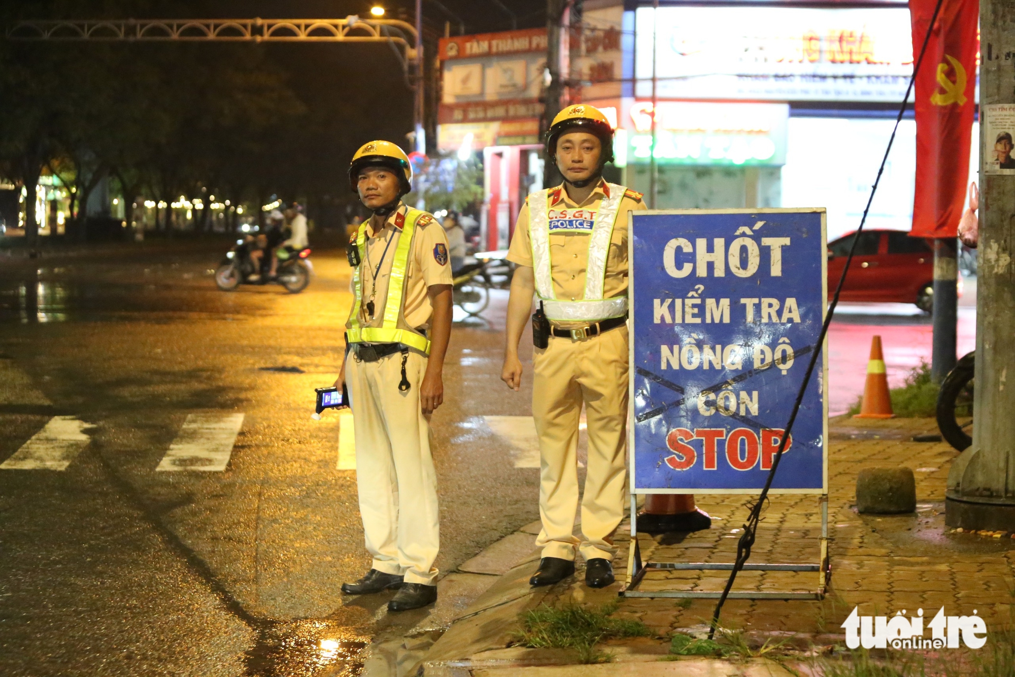 Tài xế vi phạm nồng độ cồn ở TP.HCM: ‘Rút kinh nghiệm, cho dù uống 1 lon cũng không tự lái xe về’