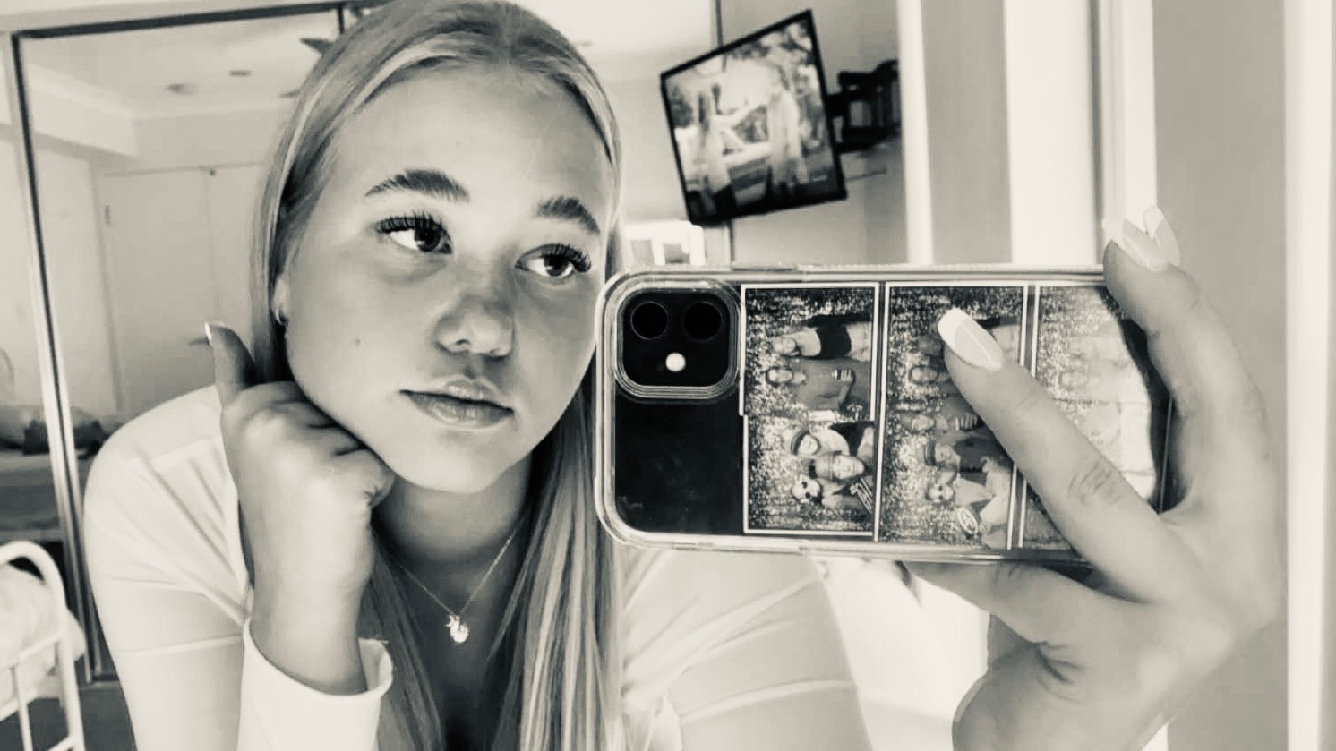 Teenager who died by suicide sent final message to Gold Coast health service, but it went unanswered