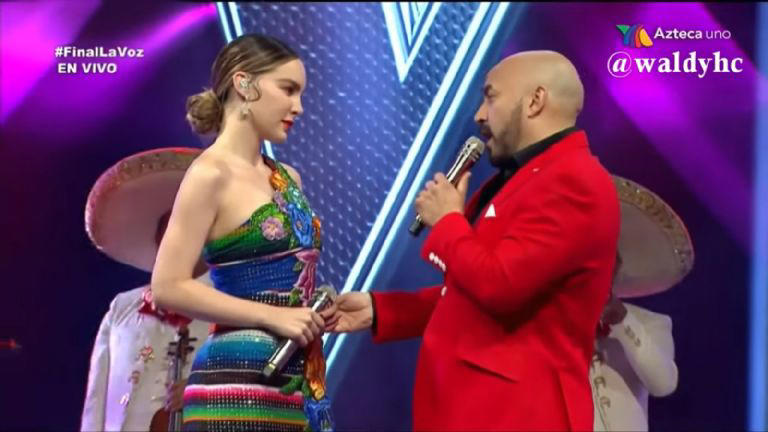 Belinda y Lupillo iniciaron rumores de romance en La Voz México. (Foto: YouTube @WaldyOficialCanal)