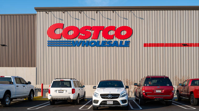 Here Are All The Car-Related Perks Of Having A Costco Membership