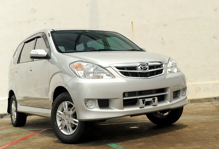 Harga Daihatsu Xenia 2009 Bekas, Hemat Dompet!