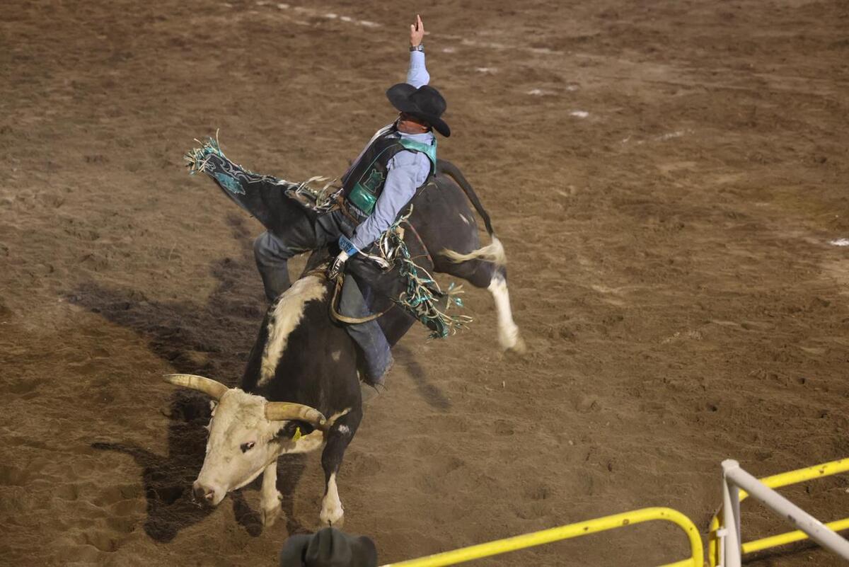 Ruge con fuerza Rodeo Saltillo 2025; éxito total del Súper Bull y Expo ...