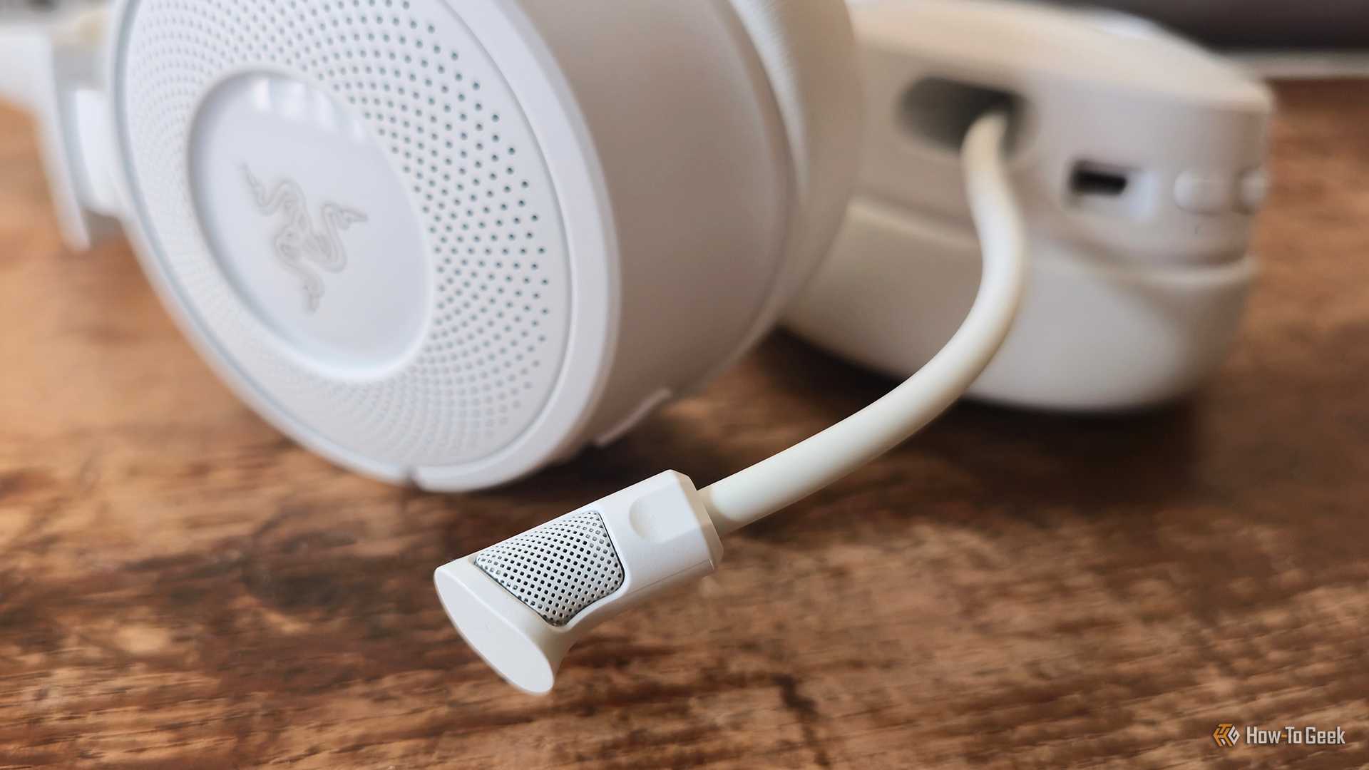 The retractable microphone on the Razer Kraken Kitty V3 Pro gaming headset.