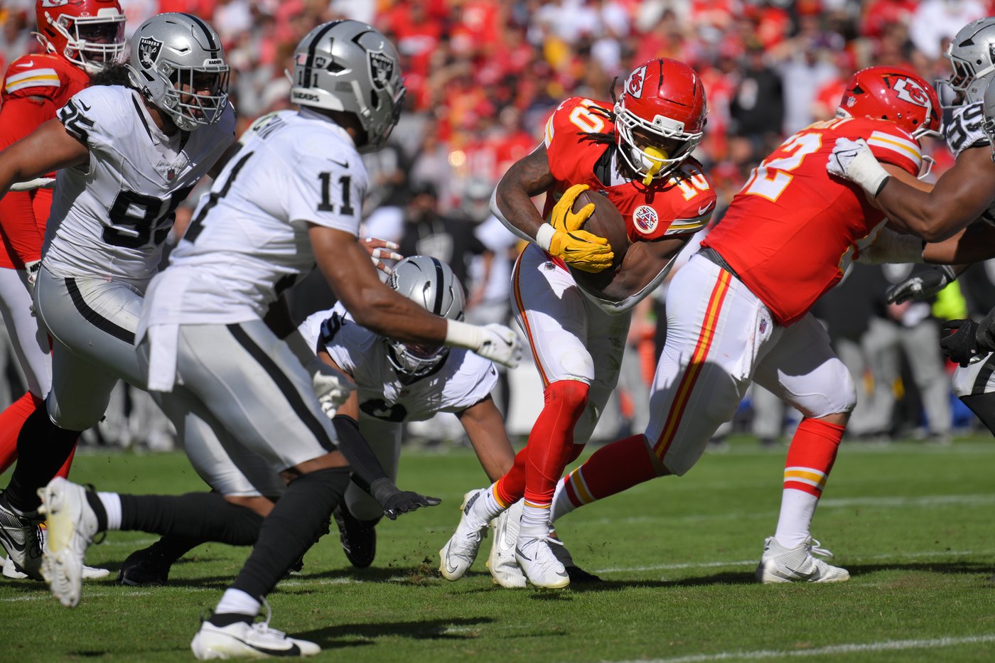 Chiefs' Pacheco Out with Knee Injury Ahead of Bills Showdown
