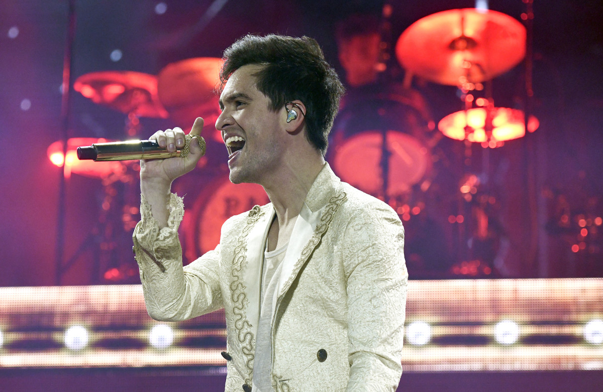 Iconic Pop-Rock Band Reunites With Original Drummer for First Time in ...