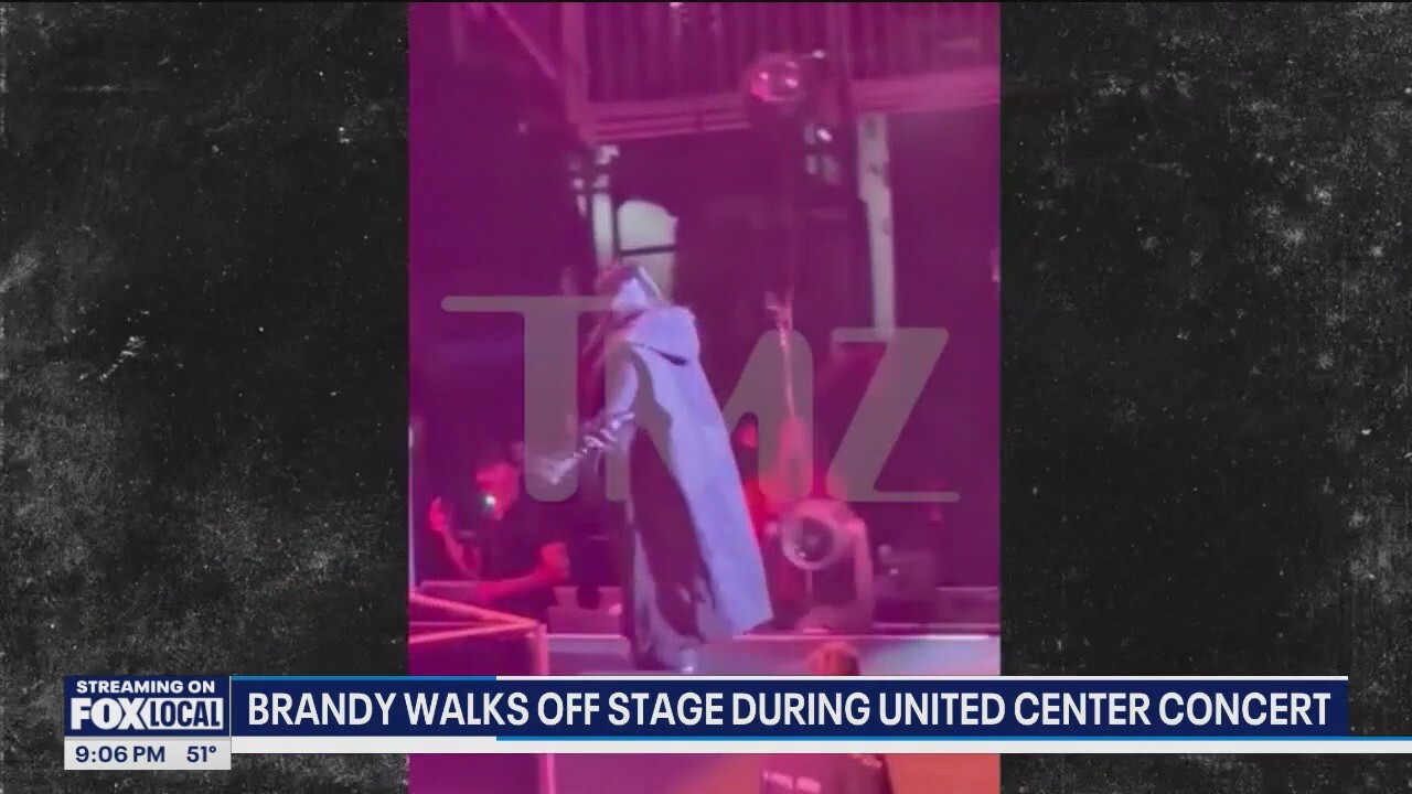 Brandy walks off stage during United Center concert | Watch
