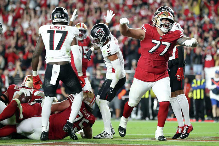 Did the 49ers get away with an illegal move on McCaffrey's game-sealing TD?
