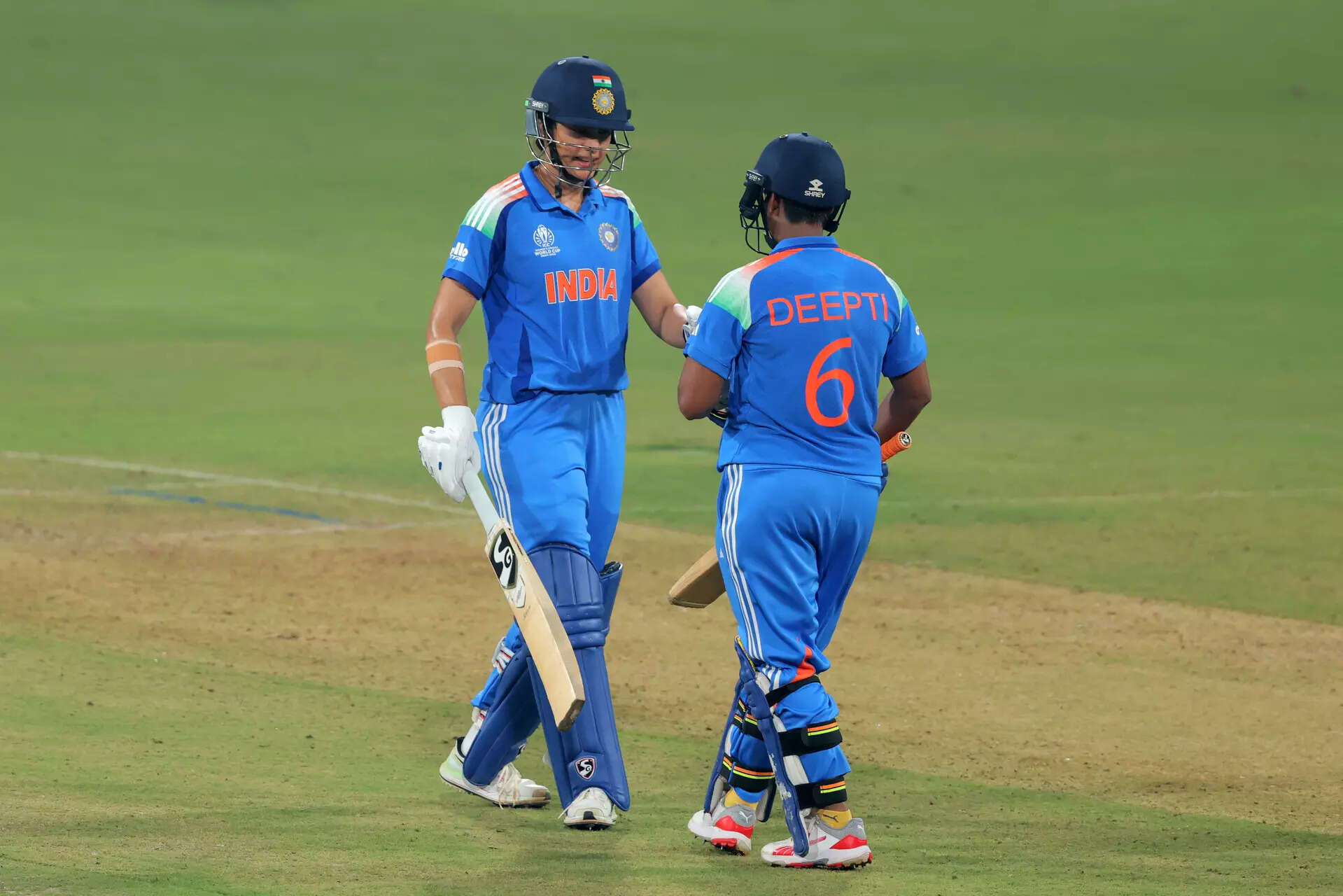 ‘Unnecessary!’ – Former India captain slams Deepti Sharma following ...