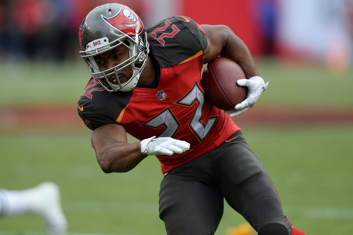Ex-NFL star ‘Muscle Hamster’ Doug Martin dies aged 36 ‘while in police ...
